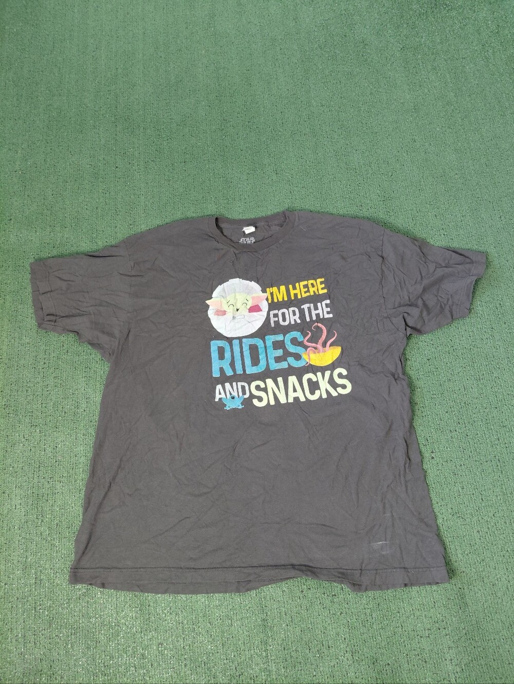 Star Wars The Mandalorian Grogu I'm Here For The Rides And Snacks Funny Dark Gra